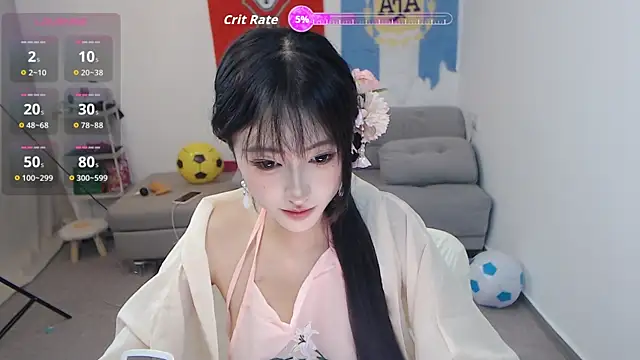 Snapshot of Lucya-a chatting on 06/17/26, 02:16 Lucya-a online show from 06/17/26, 02:16