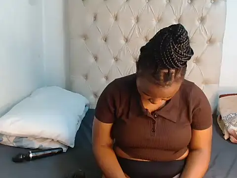 Snapshot of Lihle_00 chatting on 06/18/26, 07:08 Lihle 00 online show from 06/18/26, 07:08