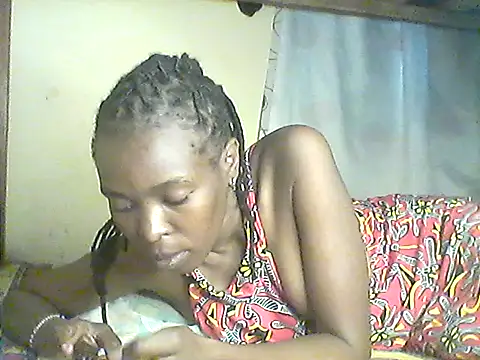 Snapshot of Pinky_monna chatting on 06/13/26, 08:01 Pinky monna online show from 06/13/26, 08:01