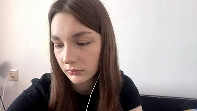JuleCawood online show from 05/31/26, 04:02