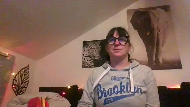 sexujuly88 online show from 12/15/25, 10:04