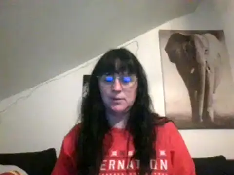 Snapshot of sexujuly88 chatting on 02/18/25, 10:36 sexujuly88 online show from 02/18/25, 10:36