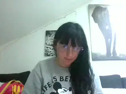 Snapshot of sexujuly88 chatting on 03/06/25, 07:14 sexujuly88 online show from 03/06/25, 07:14