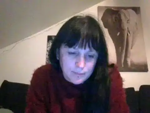 Snapshot of sexujuly88 chatting on 03/16/25, 10:09 sexujuly88 online show from 03/16/25, 10:09