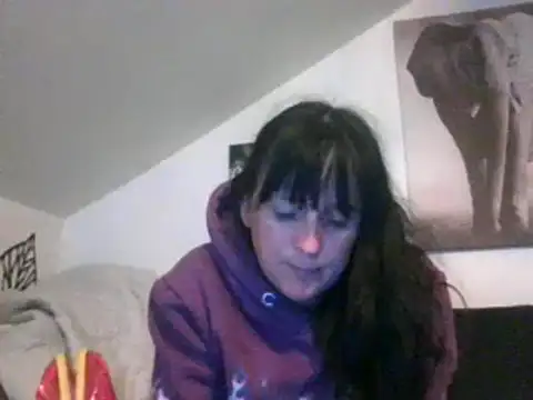 Snapshot of sexujuly88 chatting on 10/13/25, 09:16 sexujuly88 online show from 10/13/25, 09:16