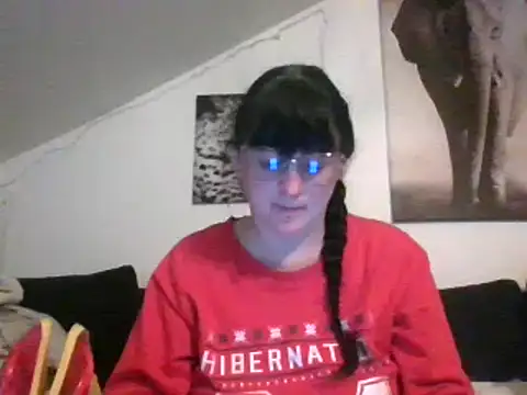 Snapshot of sexujuly88 chatting on 03/06/25, 10:15 sexujuly88 online show from 03/06/25, 10:15