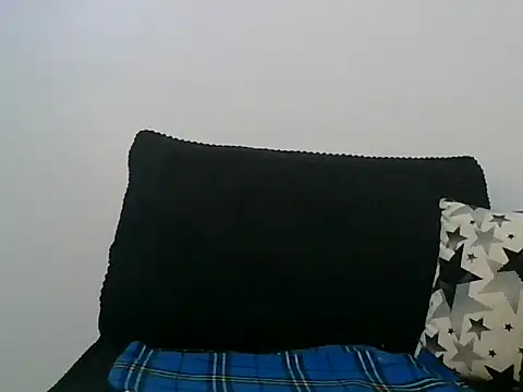 Snapshot of MISSMJ26 chatting on 06/03/26, 02:33 MISSMJ26 online show from 06/03/26, 02:33