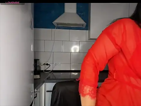 Annbigass online show from 06/01/26, 03:18