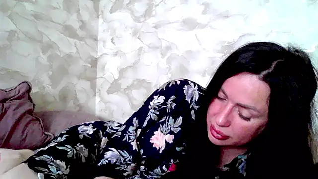 Lily secret online show from 06/30/26, 12:16