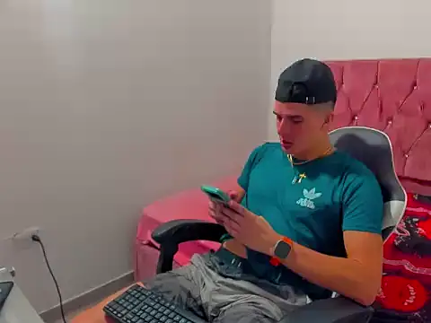 elvis luciano online show from 06/04/26, 06:51