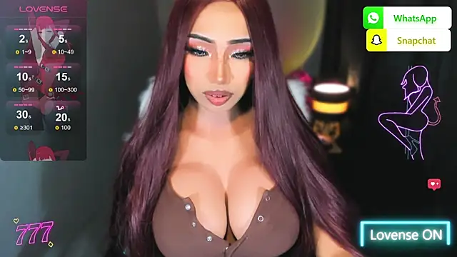 Snapshot of Attractive_Goddess_Isla chatting on 06/04/26, 01:49 Attractive Goddess Isla online show from 06/04/26, 01:49