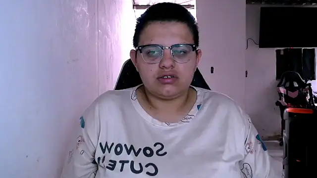 Snapshot of Kristy_rouseXXX chatting on 08/07/26, 04:02 Kristy rouseXXX online show from 08/07/26, 04:02