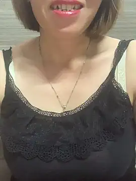 Emlyla online show from 06/02/26, 03:39