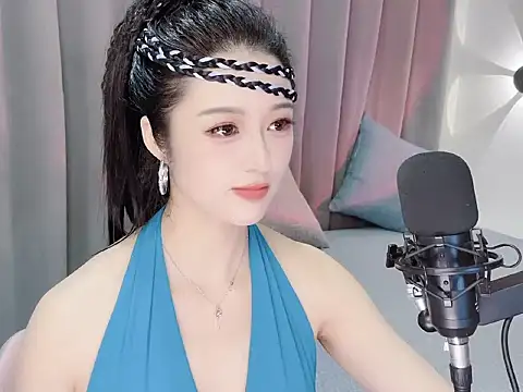Momo-Wow online show from 06/01/26, 05:51