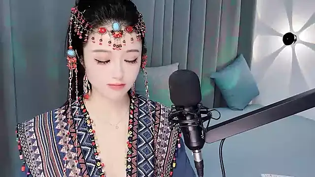 Snapshot of Momo-Wow chatting on 07/10/26, 05:40 Momo-Wow online show from 07/10/26, 05:40