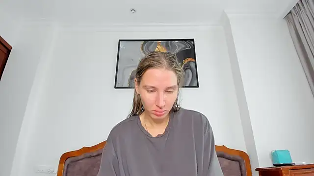 SofiClimbing online show from 12/05/25, 02:43