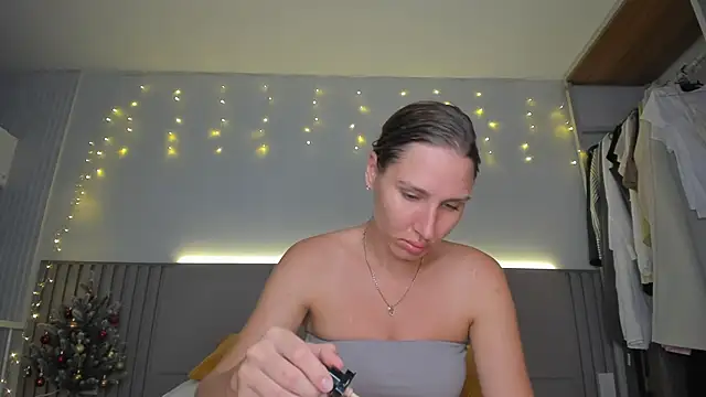 Snapshot of SofiClimbing chatting on 01/17/26, 08:51 SofiClimbing online show from 01/17/26, 08:51