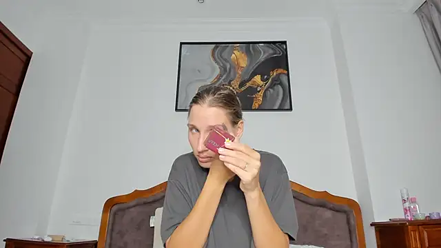 SofiClimbing online show from 11/19/25, 10:59