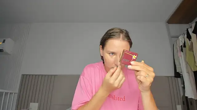 SofiClimbing online show from 04/12/26, 03:43