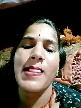 Snapshot of siwanijha007 chatting on 07/19/26, 10:39 siwanijha007 online show from 07/19/26, 10:39