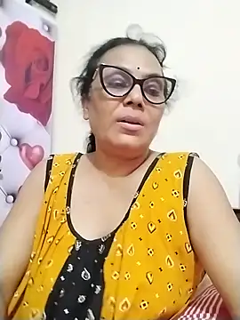 Snapshot of chatterjeesayani567 chatting on 06/20/26, 05:29 chatterjeesayani567 online show from 06/20/26, 05:29