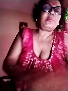 Snapshot of chatterjeesayani567 chatting on 07/15/26, 02:07 chatterjeesayani567 online show from 07/15/26, 02:07