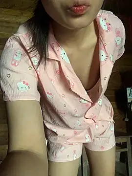 LanAnh00 online show from 07/24/26, 03:02