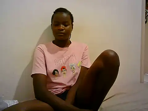 Snapshot of BerryJulie chatting on 07/06/26, 06:31 BerryJulie online show from 07/06/26, 06:31