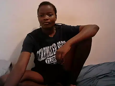Snapshot of BerryJulie chatting on 07/11/26, 08:14 BerryJulie online show from 07/11/26, 08:14