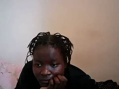 Snapshot of BerryJulie chatting on 06/18/26, 09:36 BerryJulie online show from 06/18/26, 09:36