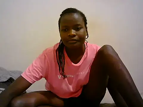 Snapshot of BerryJulie chatting on 07/06/26, 04:31 BerryJulie online show from 07/06/26, 04:31