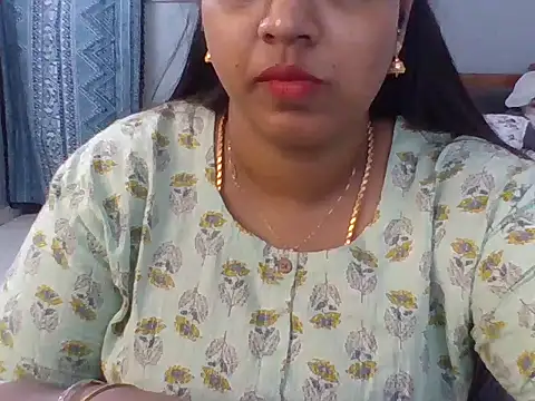 Snapshot of Tamil_hot_Meenu chatting on 06/17/26, 09:08 Tamil hot Meenu online show from 06/17/26, 09:08
