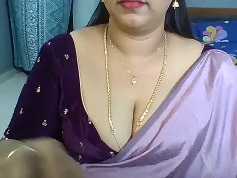 Snapshot of Tamil_hot_Meenu chatting on 07/10/26, 07:08 Tamil hot Meenu online show from 07/10/26, 07:08