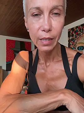 Snapshot of GymQueenCarmen chatting on 07/19/26, 05:16 GymQueenCarmen online show from 07/19/26, 05:16