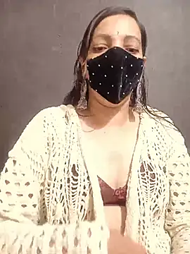 Lovely-Manisha143 online show from 06/22/26, 05:37