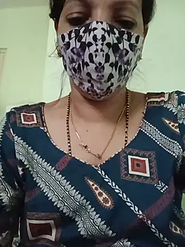 Lovely-Manisha143 online show from 07/12/26, 02:34