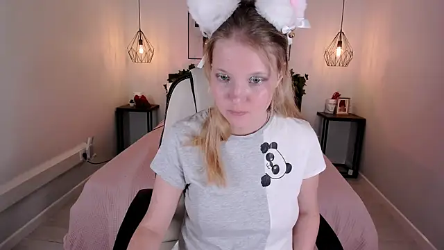 Snapshot of anita_Hitteys chatting on 07/19/26, 08:23 anita Hitteys online show from 07/19/26, 08:23