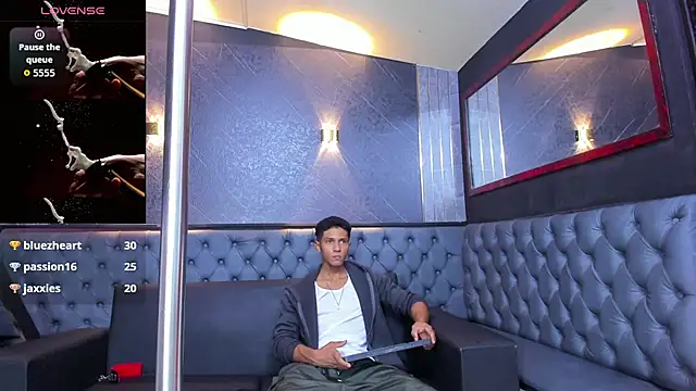 Snapshot of Yoel_Blessed chatting on 07/13/26, 11:31 Yoel Blessed online show from 07/13/26, 11:31