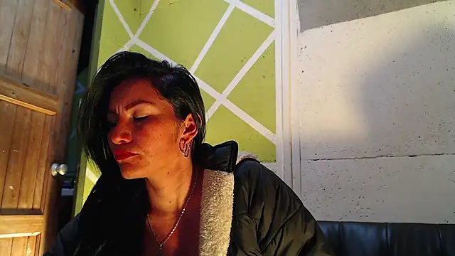 Snapshot of Nicolsweet_ chatting on 07/03/26, 12:28 Nicolsweet online show from 07/03/26, 12:28