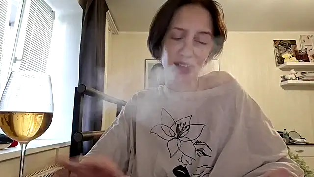 secrettt poison online show from 06/19/26, 03:18