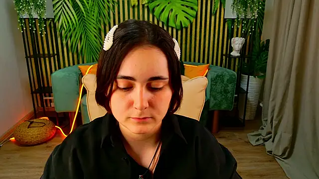 AprilMunoz online show from 06/02/26, 11:54