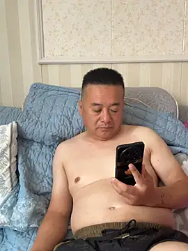 Snapshot of woailllll chatting on 07/19/26, 01:14 woailllll online show from 07/19/26, 01:14