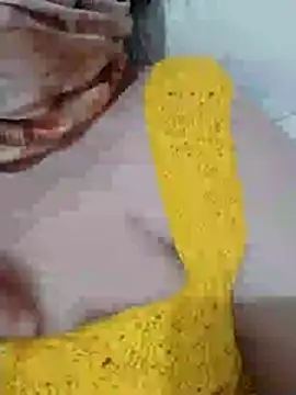 Snapshot of safae12 chatting on 07/02/26, 11:11 safae12 online show from 07/02/26, 11:11