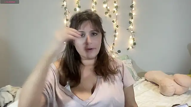 maddiliz online show from 11/29/25, 05:29