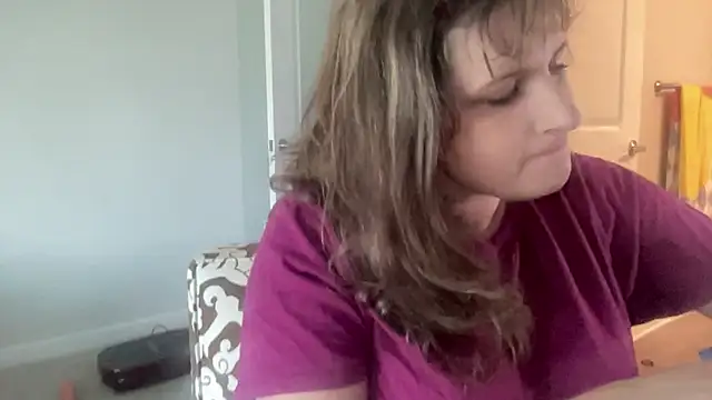 maddiliz online show from 09/24/25, 04:35