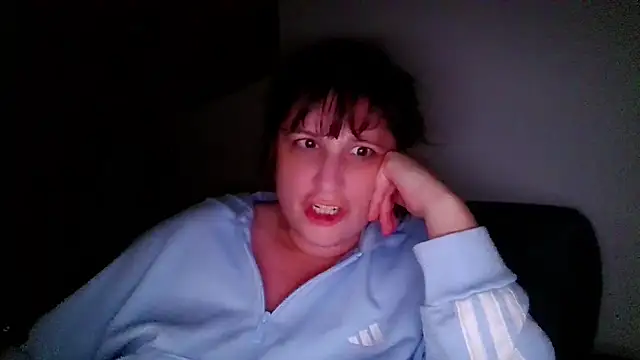 Snapshot of maddiliz chatting on 03/04/26, 03:25 maddiliz online show from 03/04/26, 03:25