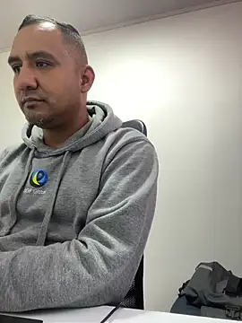 complisex2026 online show from 06/04/26, 12:43