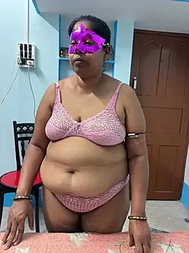 Snapshot of dirty_sexcouple chatting on 06/17/26, 05:01 dirty sexcouple online show from 06/17/26, 05:01