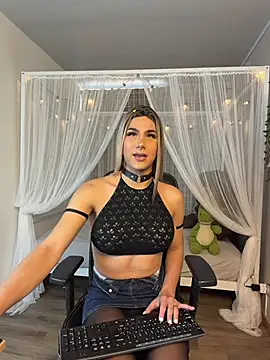 Martinaa Rose online show from 06/25/26, 12:54