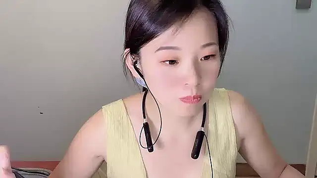 Snapshot of chaomei- chatting on 07/08/26, 09:10 chaomei- online show from 07/08/26, 09:10